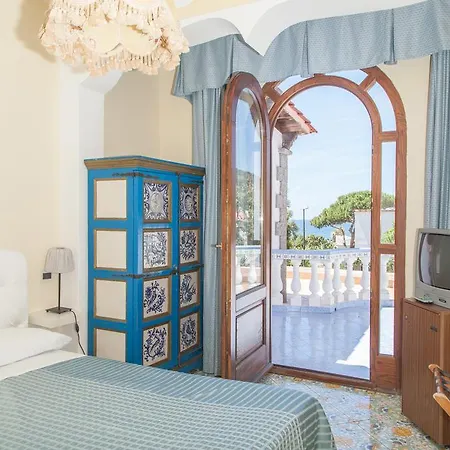 Hotel La Bagattella & 4*